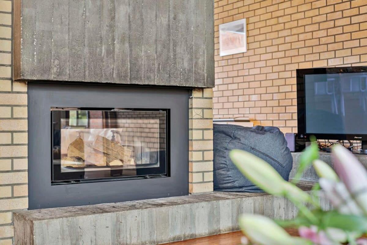 Eighties Modernist Design House With Garden Near The Beach Остенде Екстер'єр фото